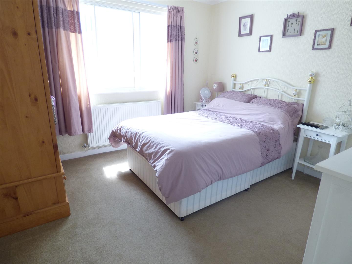BEDROOM 1